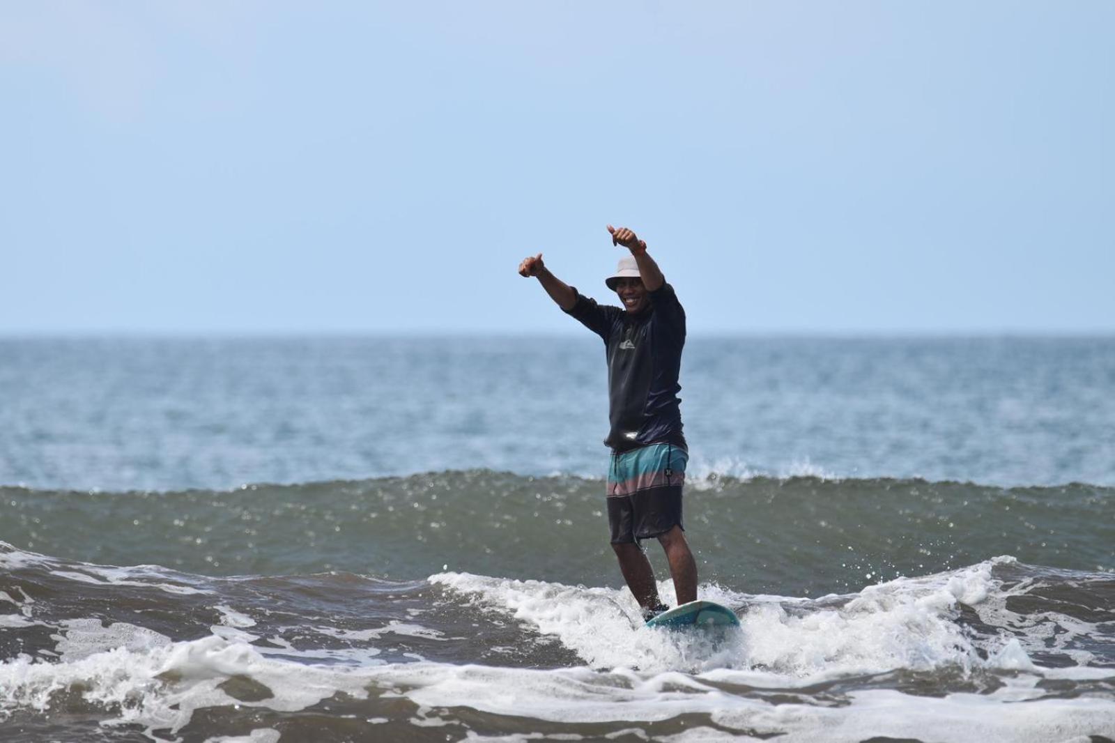 Air Manis Secret Surfcamp Lejlighed Taluk Batung Eksteriør billede
